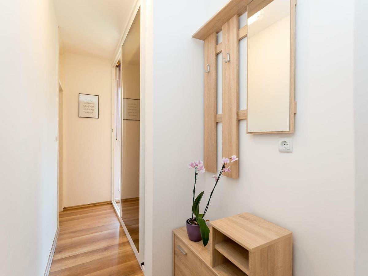 Apartment Lory'S Place Πούλα Εξωτερικό φωτογραφία